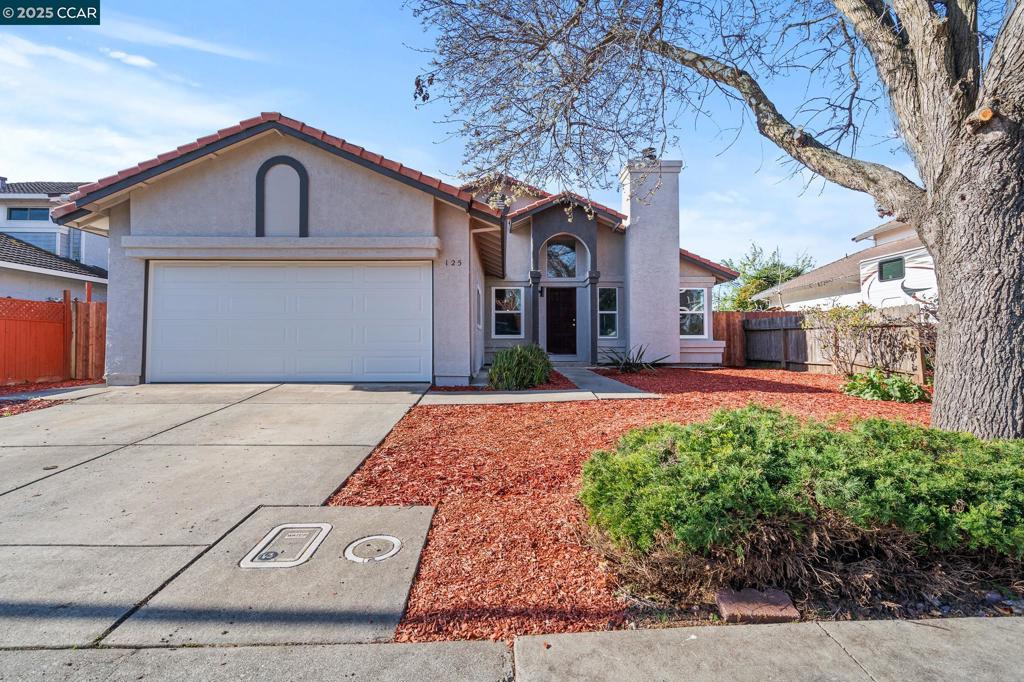 125 Albatrosse Way Property Photo