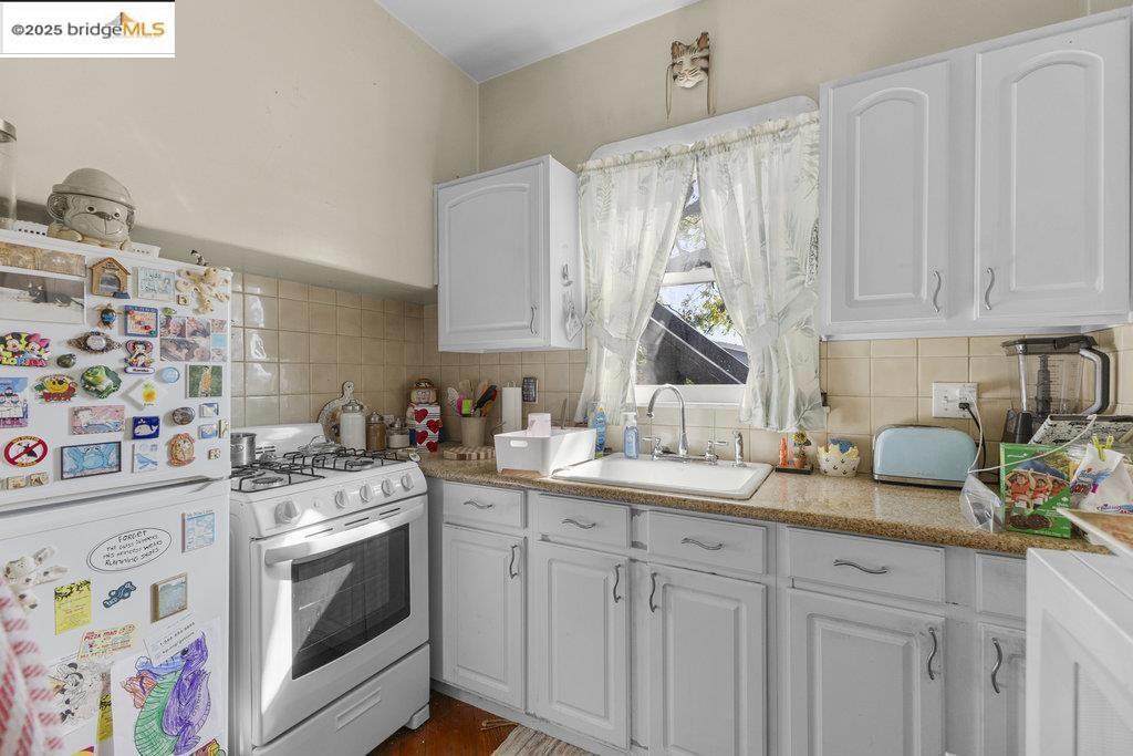 2900 Barrett Ave Property Photo 32