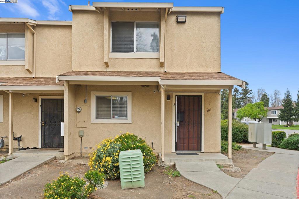 1941 Grande Cir 8 Property Photo