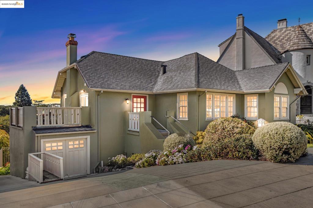 806 Contra Costa Avenue Property Photo