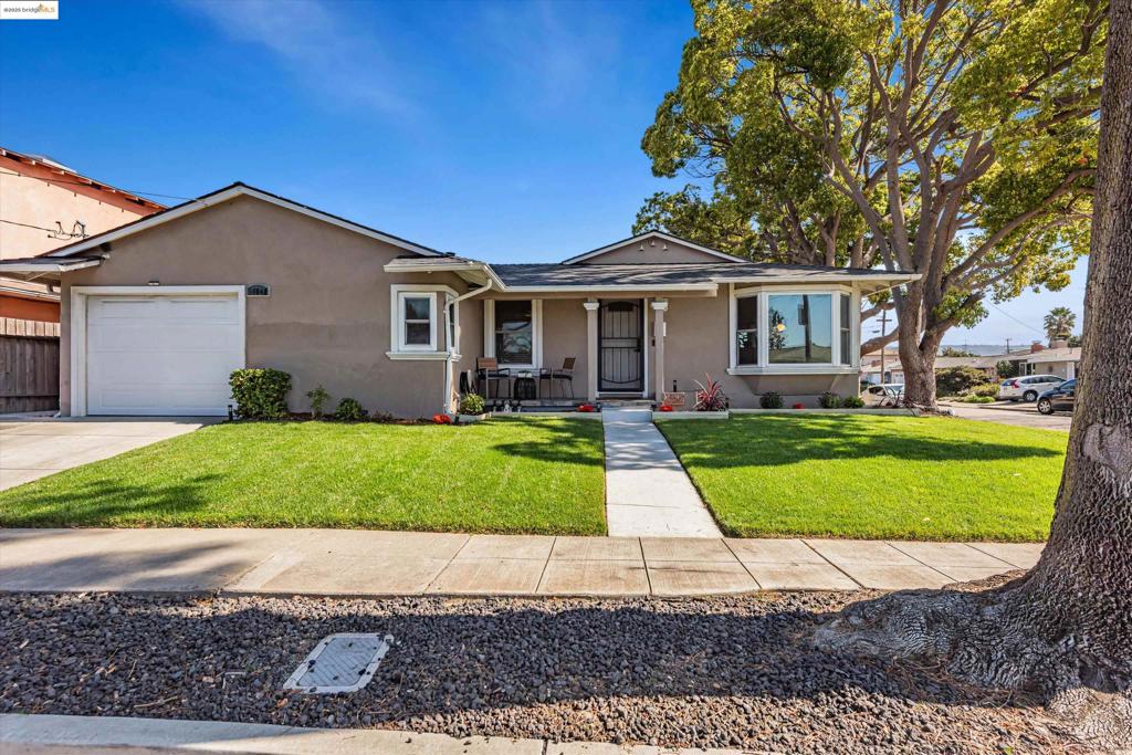 24842 Willimet Way Property Photo
