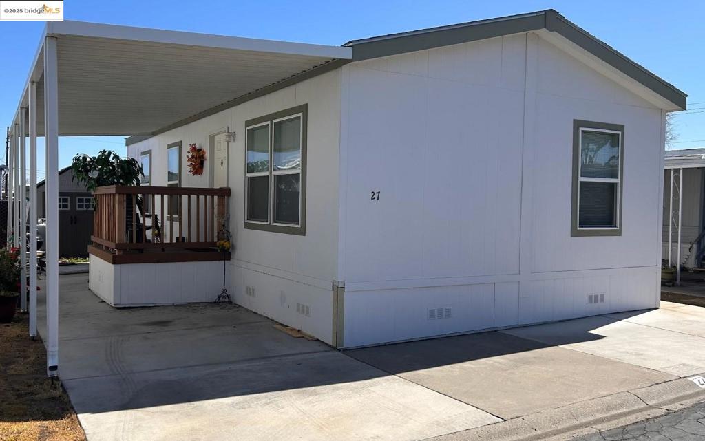 210 W Cypress Rd. Property Photo