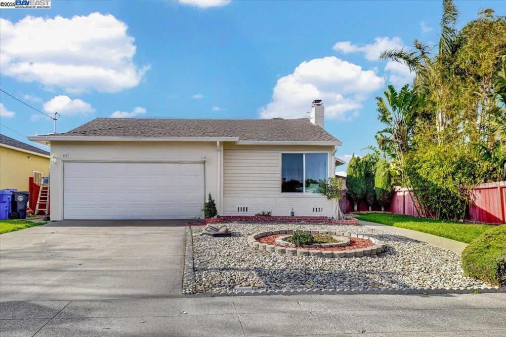 1827 Bandoni Ave Property Photo