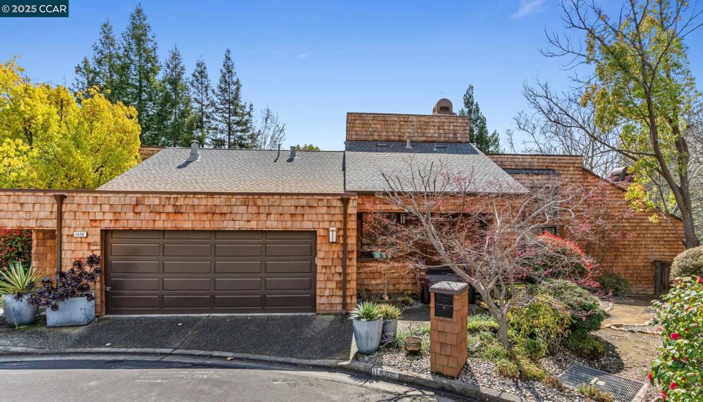 1836 Sobrante Court Property Photo