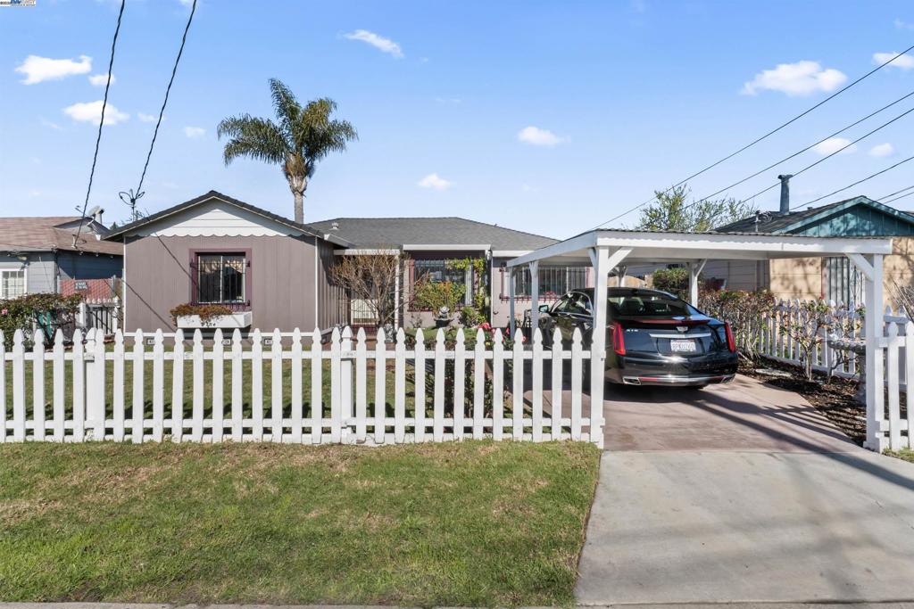Brookfield Villg Real Estate Listings Main Image