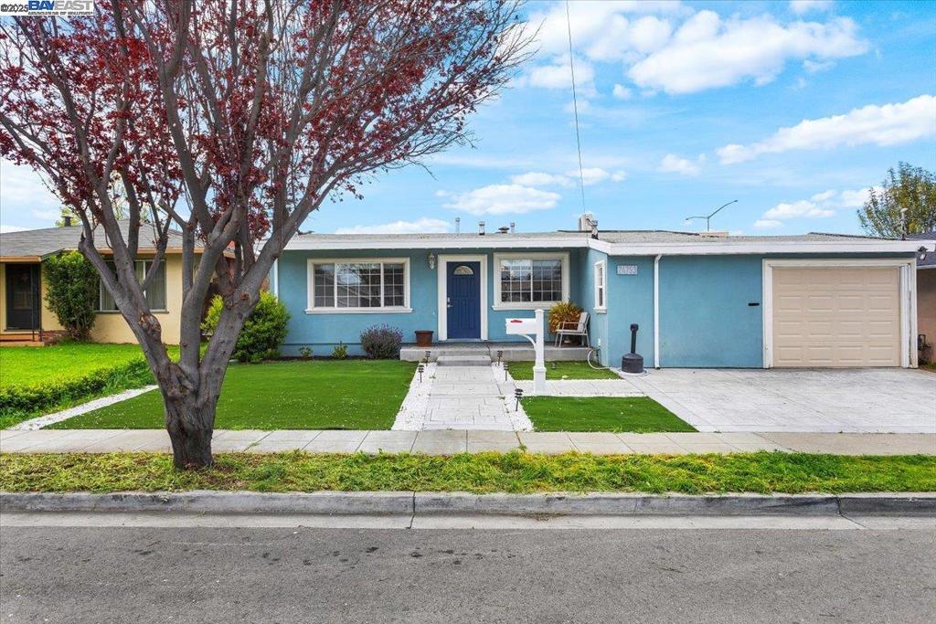 24753 Willimet Way Property Photo