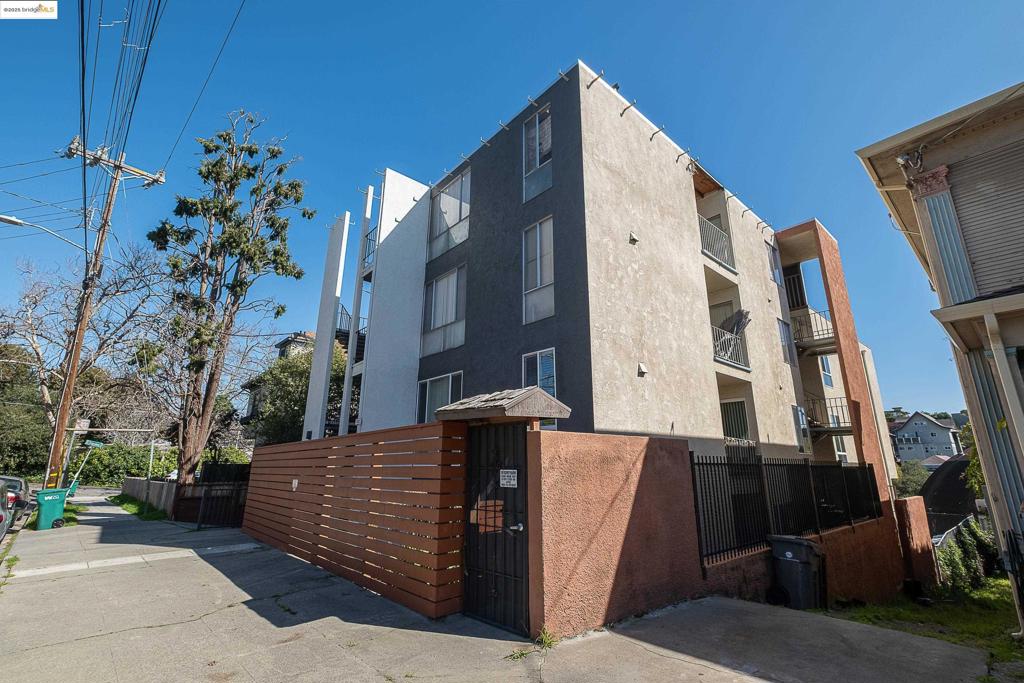 414 Fairmount Ave Property Photo 12