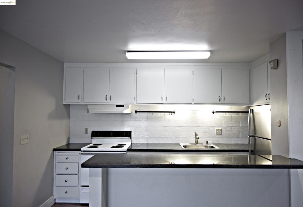 414 Fairmount Ave Property Photo 32