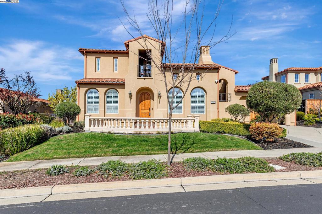 9542 Velvet Leaf Cir Property Photo