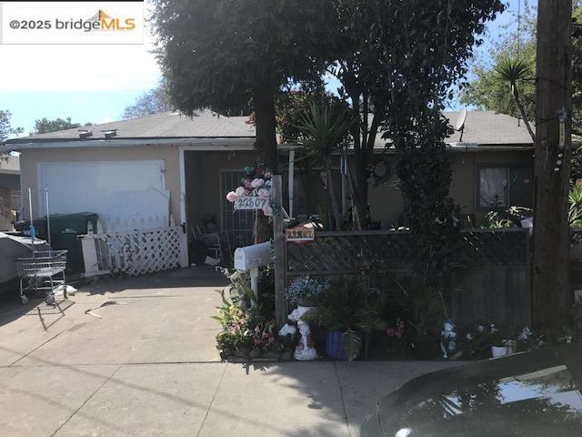 22807 Alice Property Photo 1