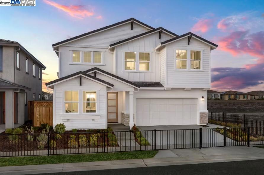 1662 S Corinthian Way Property Photo
