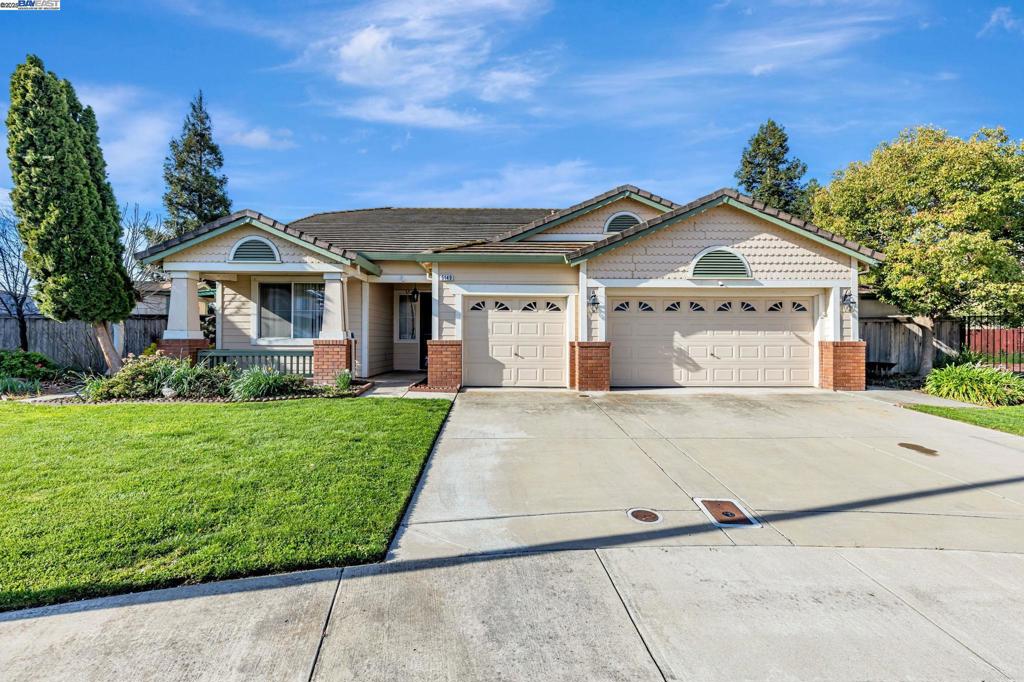 5149 Shipwheel Dr Property Photo