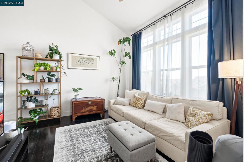 6071 Old Quarry Loop Property Photo