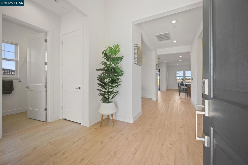 1826 Cascade Lane Property Photo