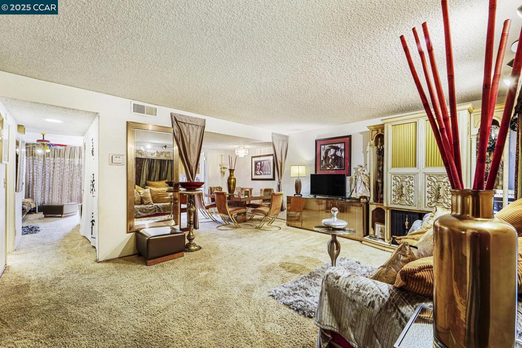 777 Lava Way Property Photo