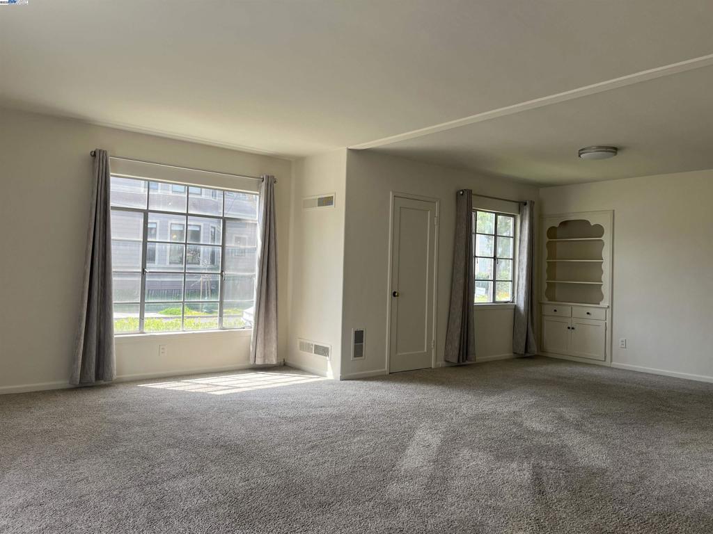 1303 Paru St Property Photo 15