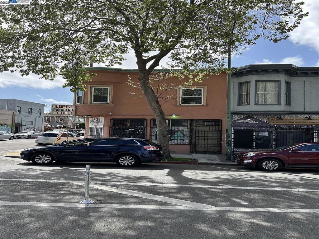 9639 International Blvd Property Photo 2