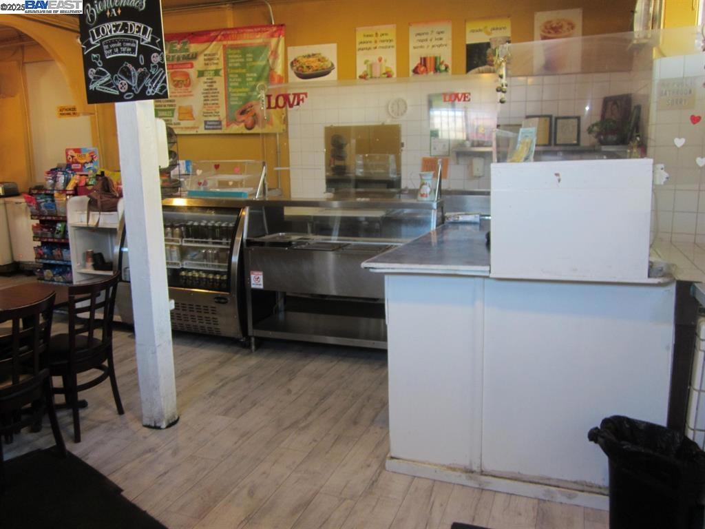 9639 International Blvd Property Photo 3