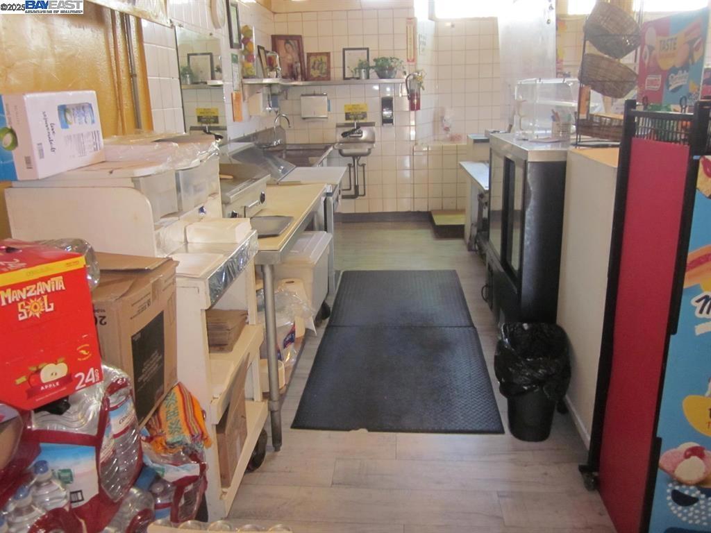 9639 International Blvd Property Photo 5