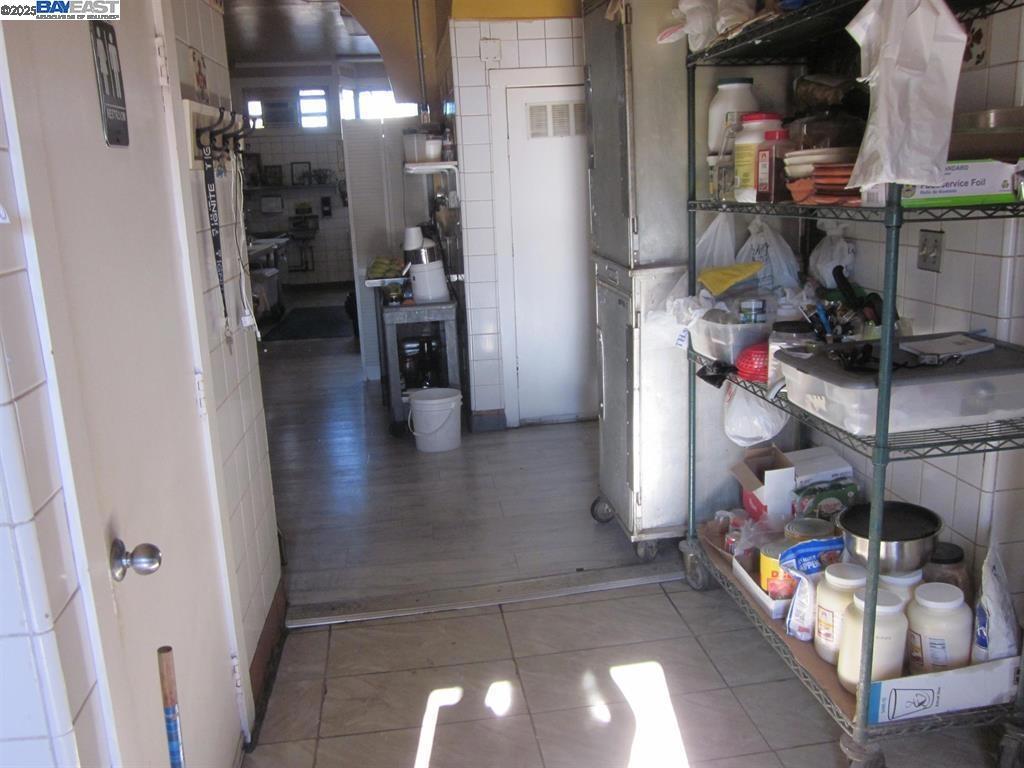 9639 International Blvd Property Photo 7