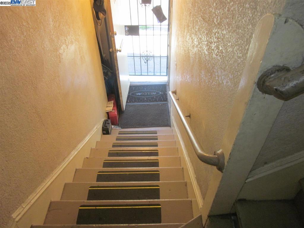 9639 International Blvd Property Photo 9