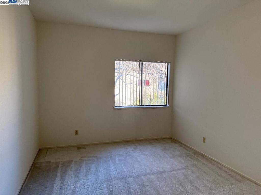 25850 Kay Ave Property Photo 9