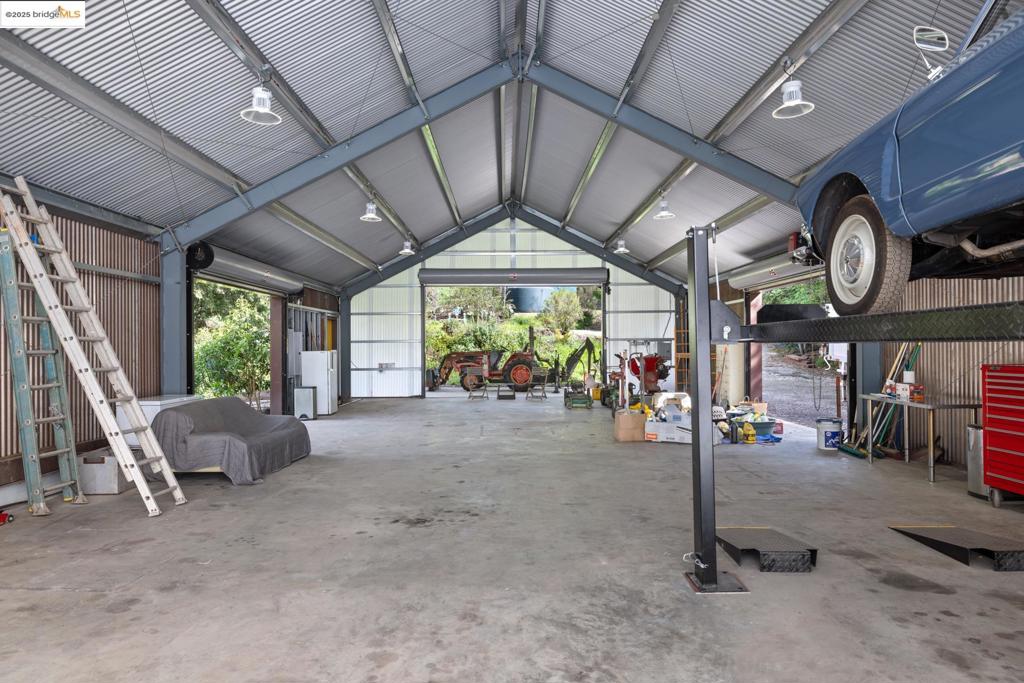 6930 Sunnyslope Ave Property Photo 35