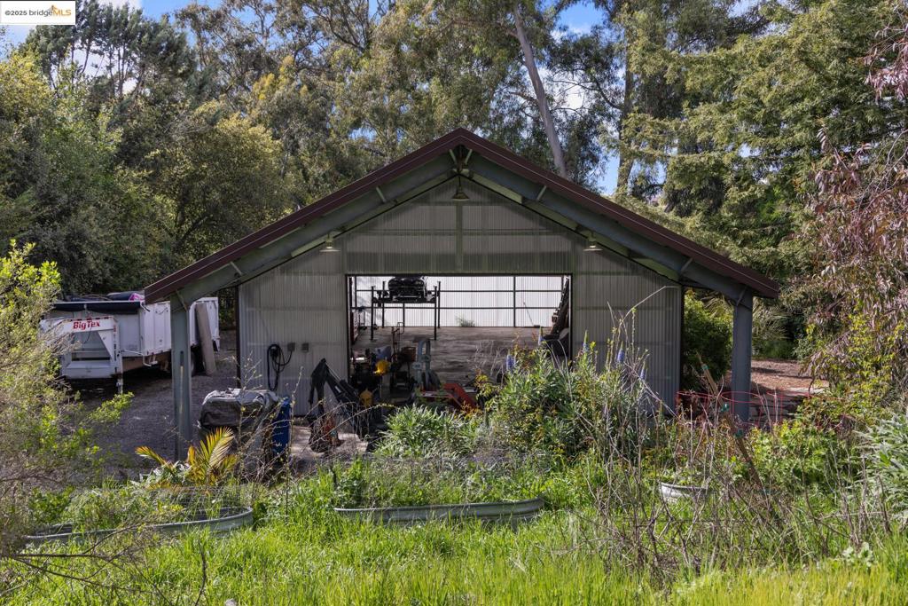 6930 Sunnyslope Ave Property Photo 51