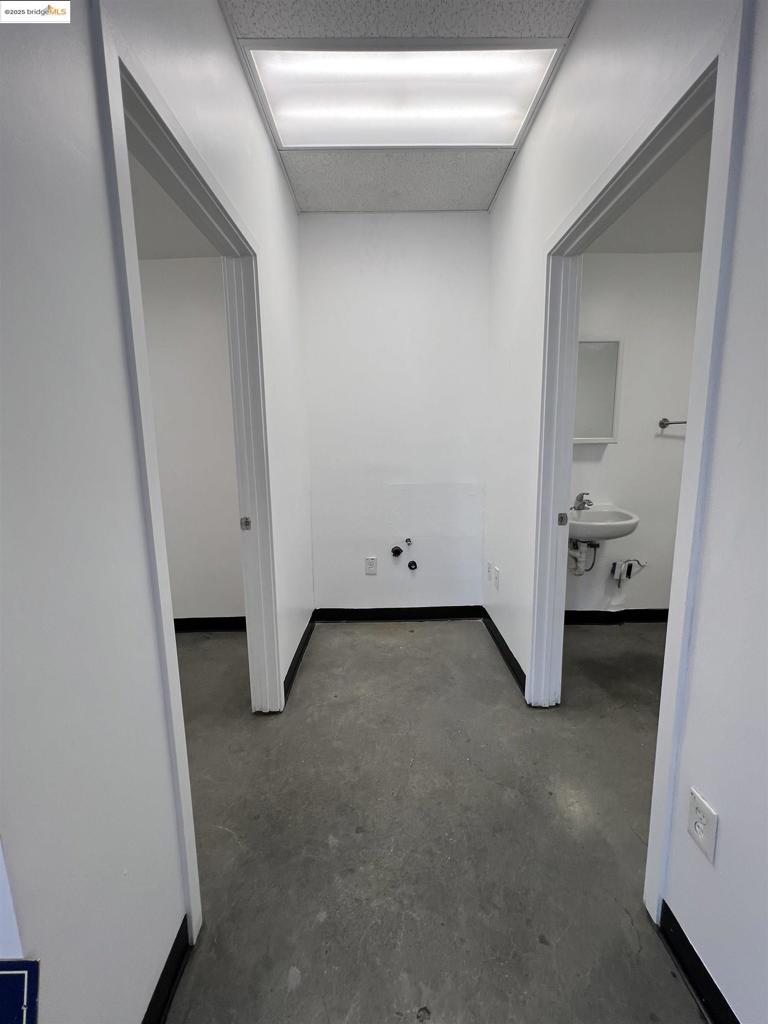 9400 International, Suite A Property Photo 6