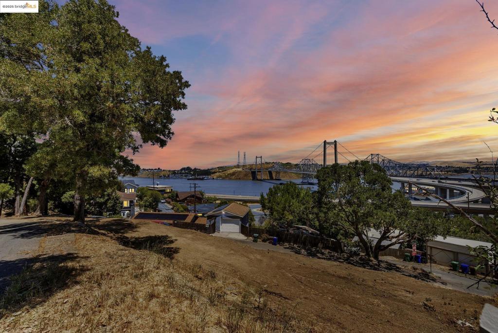 Crockett Real Estate Listings Main Image