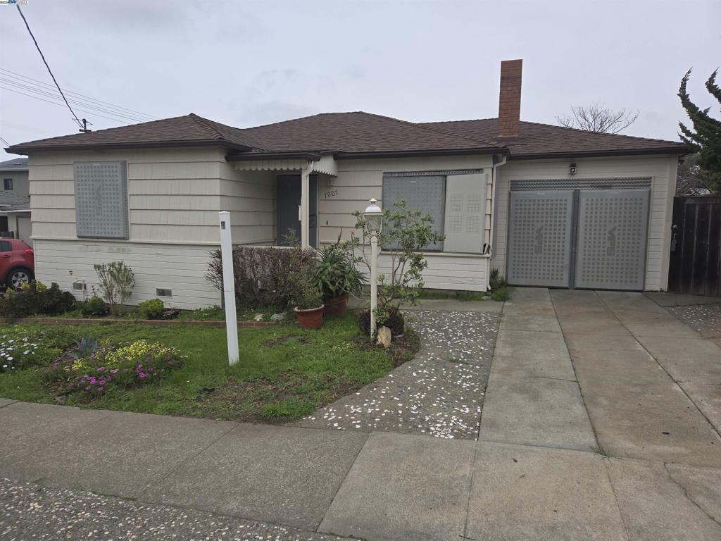 7007 Manila Ave Property Photo 1
