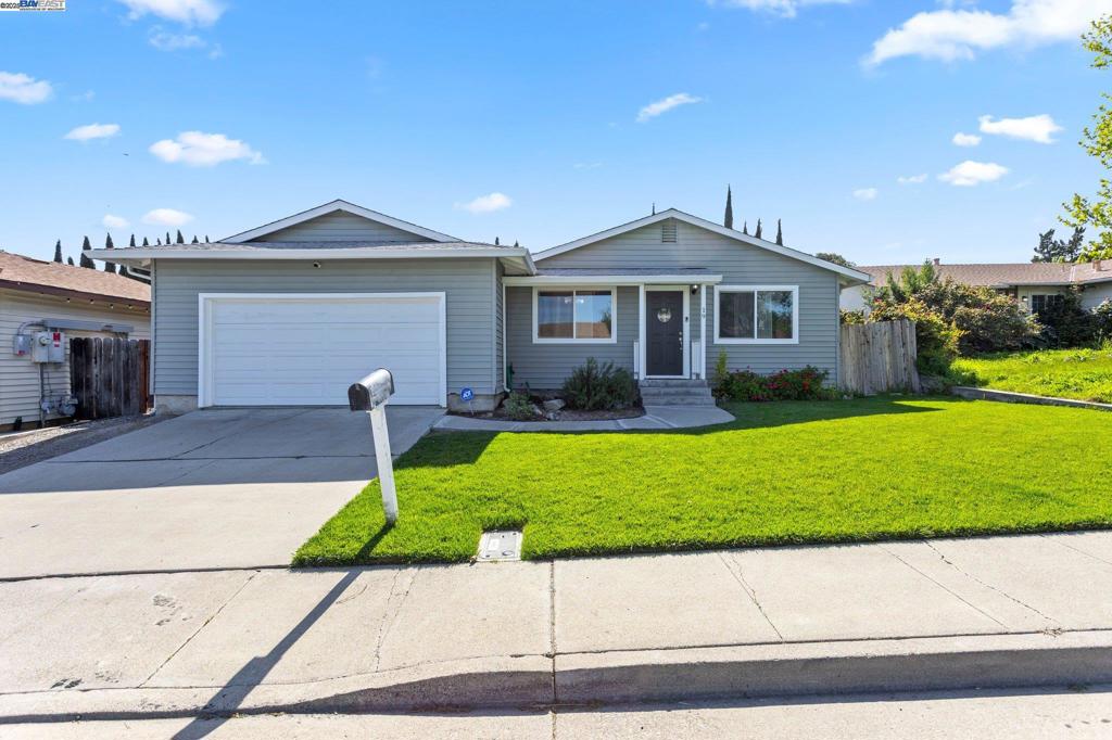 19 Shasta Drive Property Photo