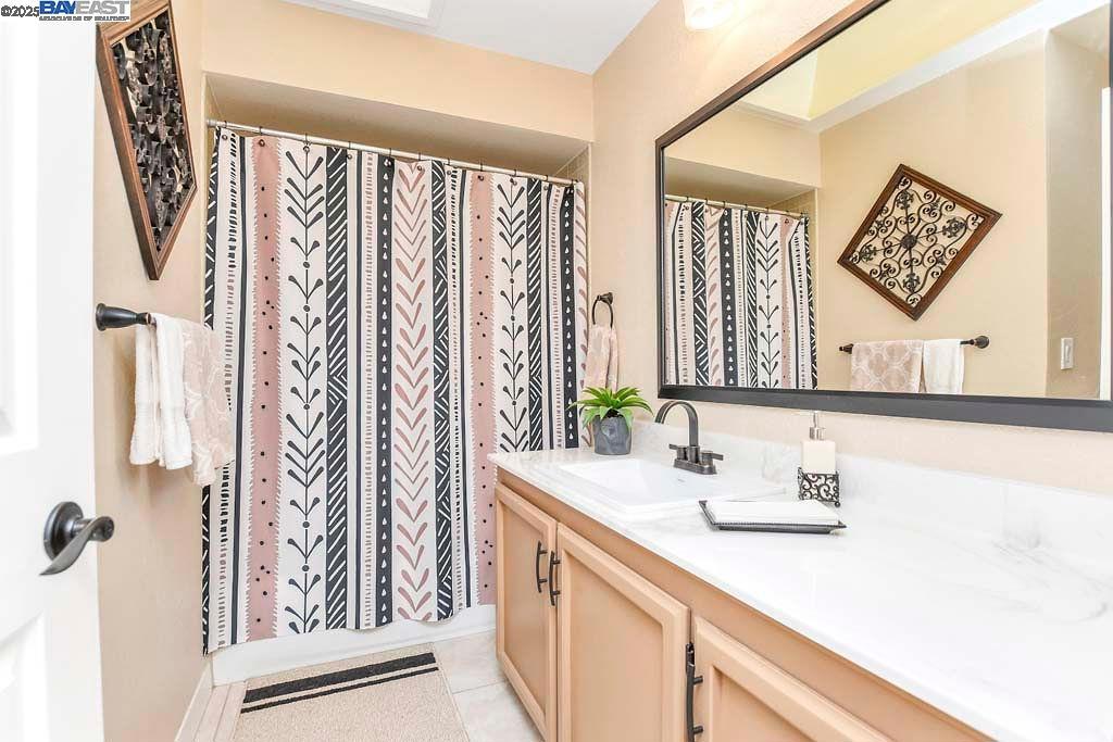 2287 Cove Ct Property Photo 23