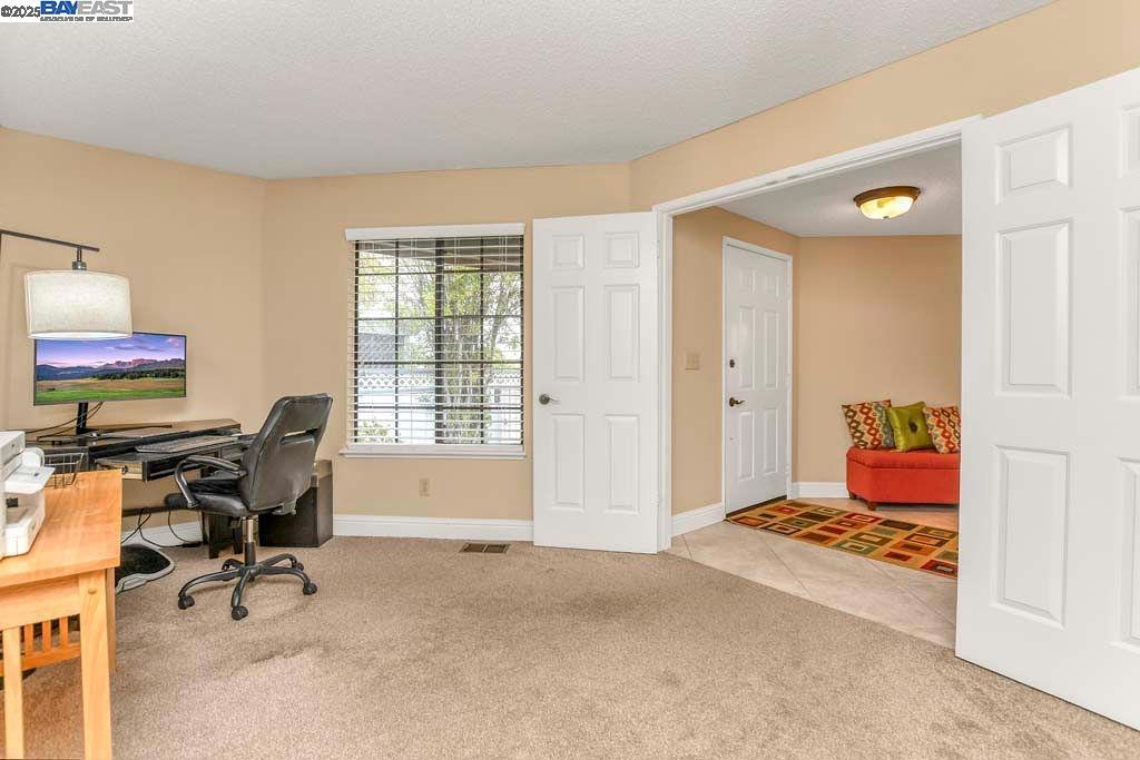 2287 Cove Ct Property Photo 24