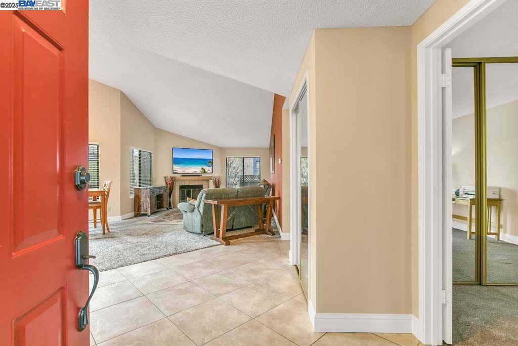 2287 Cove Ct Property Photo 27