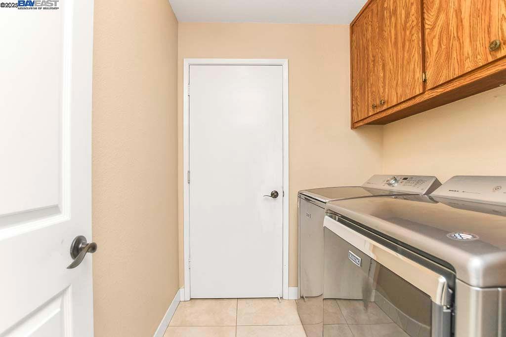 2287 Cove Ct Property Photo 28