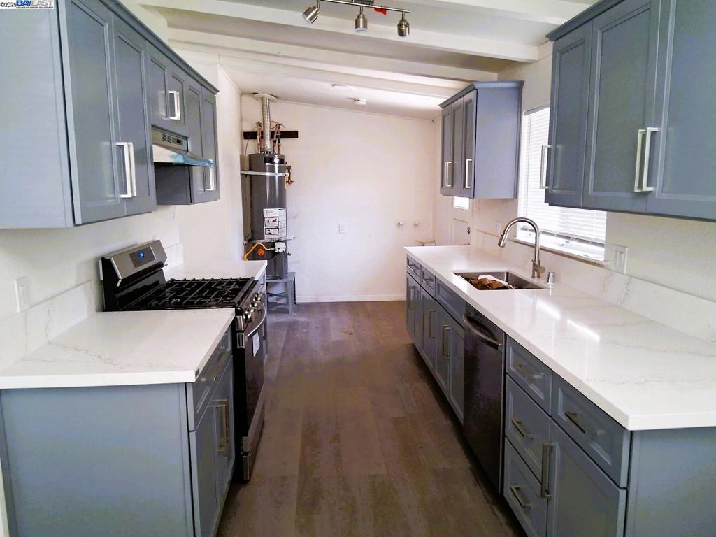 2217 Porter Way Property Photo 8