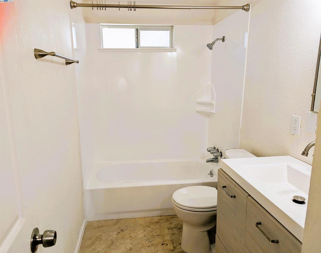 2217 Porter Way Property Photo 14