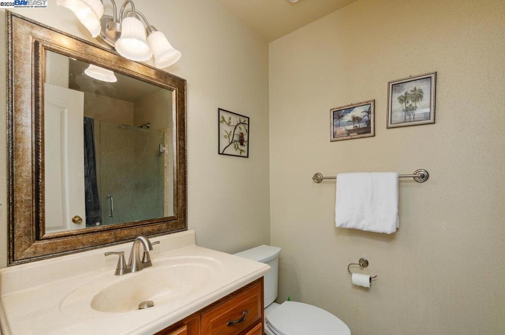 606 Loyola Way Property Photo 13