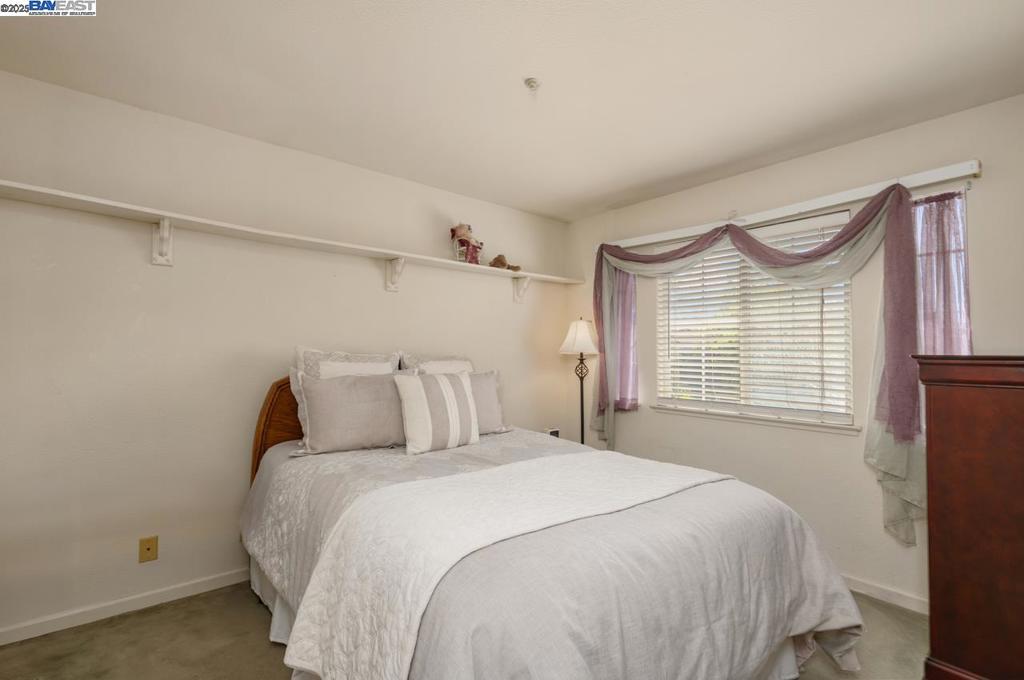 606 Loyola Way Property Photo 19
