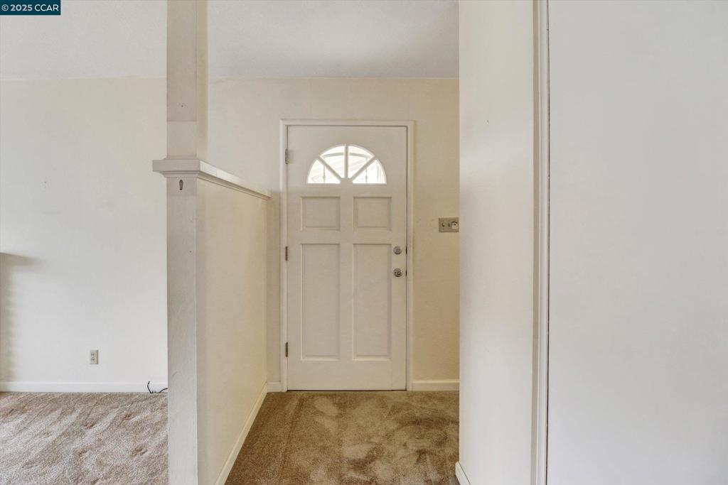 1200 Loyola Way Property Photo 33