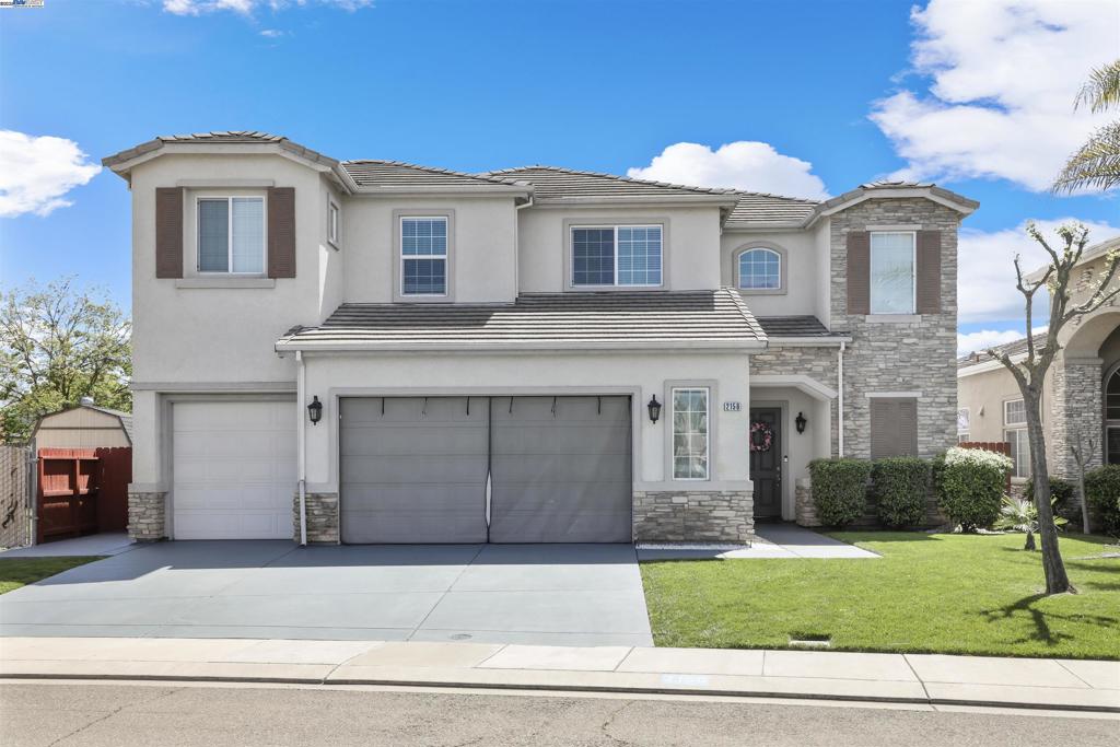 2156 Capistrano Property Photo