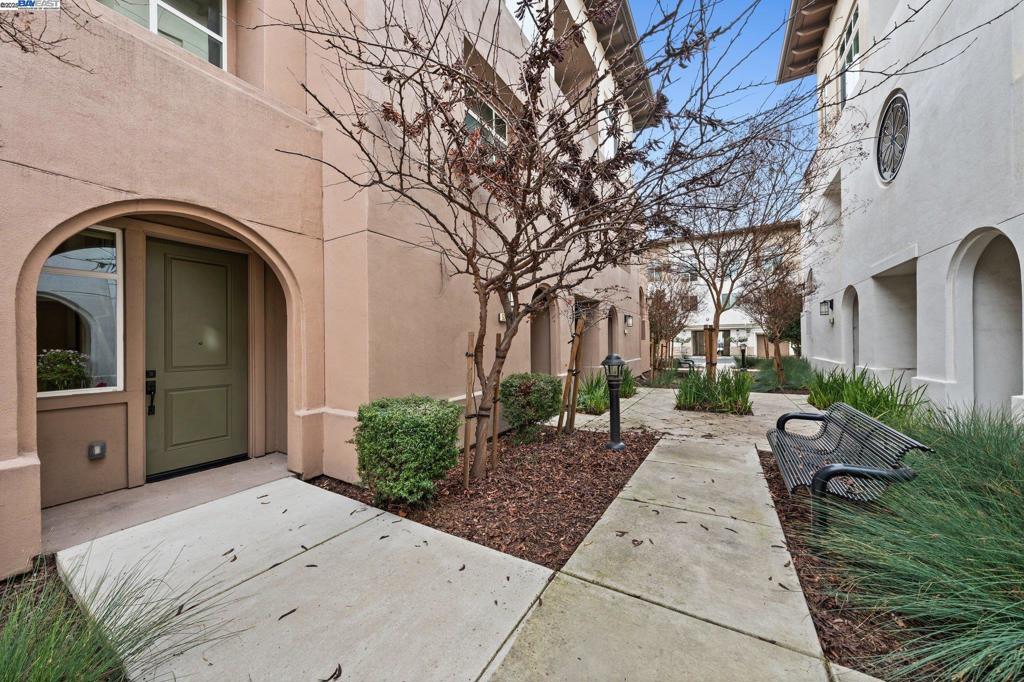 5223 S Esprit Loop Property Photo 1