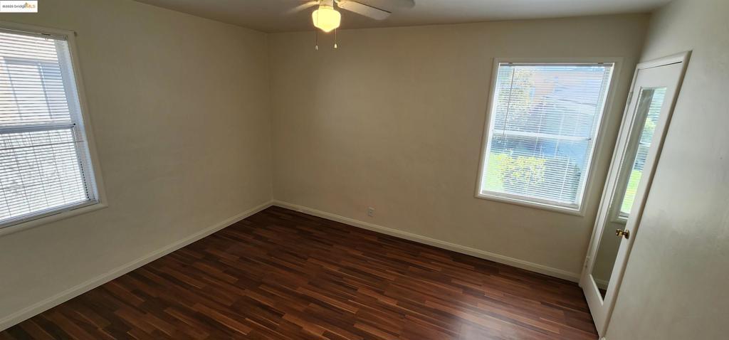 220 Lafayette Ave Property Photo 8