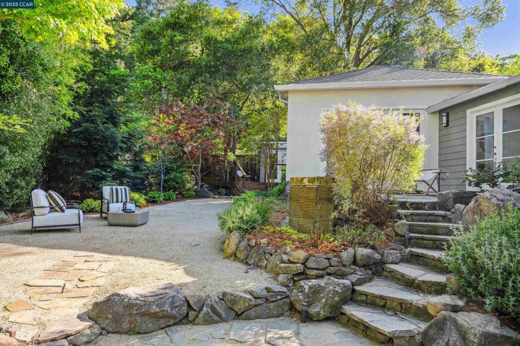 30 Newell Ct Property Photo 23