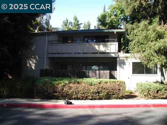 2125 Northwood Cir H Property Photo