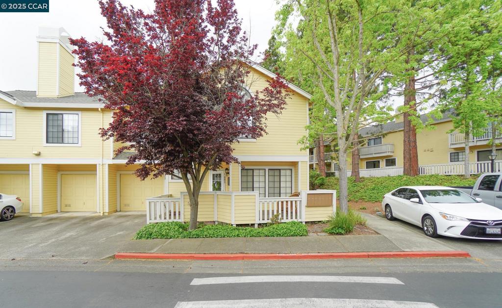 1003 Devonwood Property Photo
