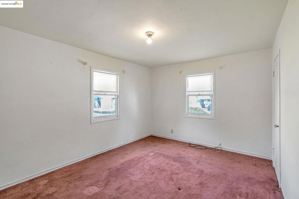 2045 Durant Ave Property Photo 18