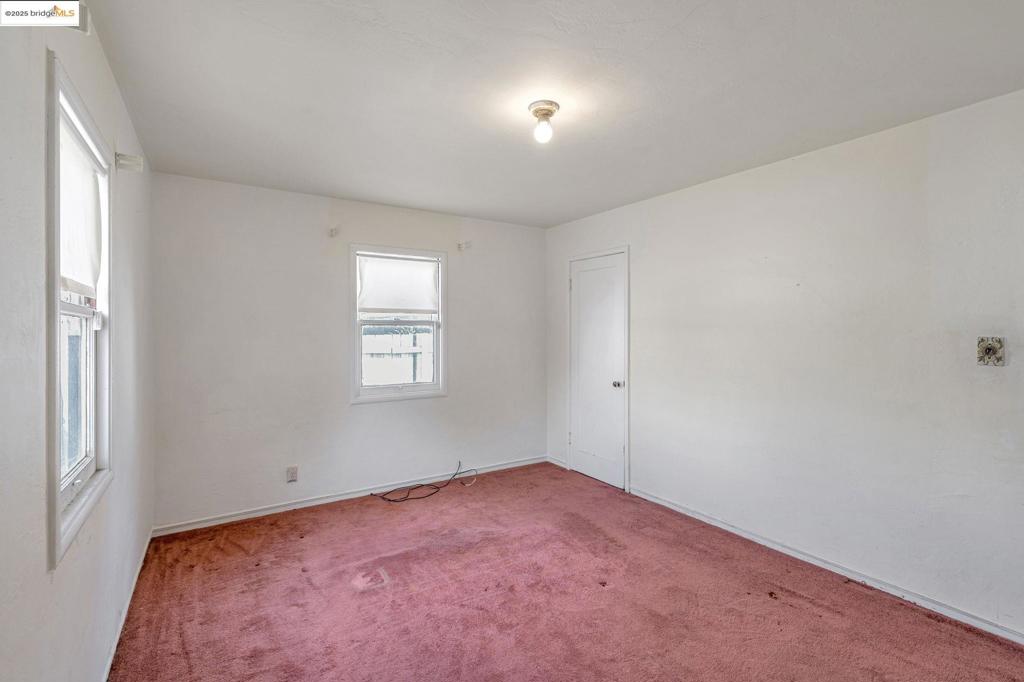 2045 Durant Ave Property Photo 19