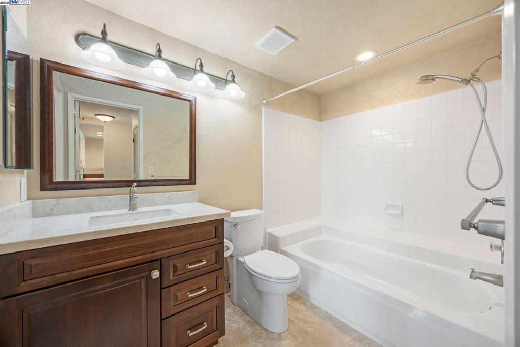 4143 Moller Dr Property Photo 25